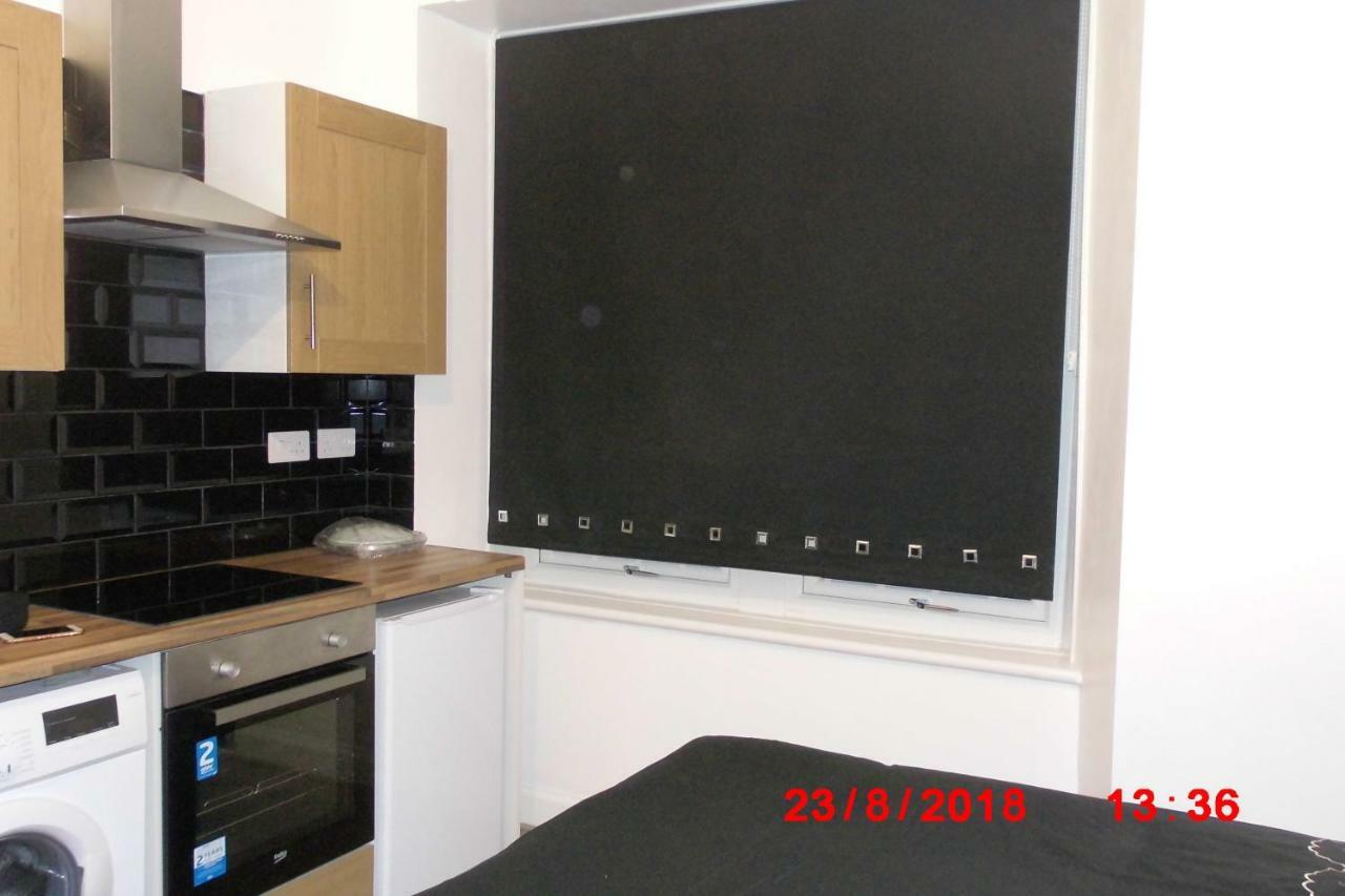 223 Neilston Road Apartment Пейзли Екстериор снимка